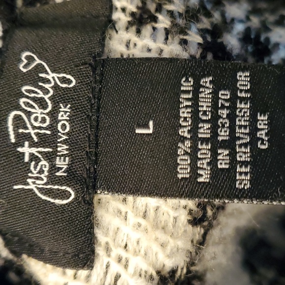 Just Polly Black and White Frayed Distressed Fringe Sweater, Size Large - Picture 7 of 9